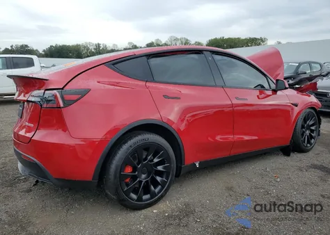 2022 Tesla Model Y z USA, uszkodzony, nr VIN 7SAYGDEF2NF398505